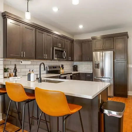 Modern Condo In The Heart Of Uptown Butte - Unit B Exterior photo