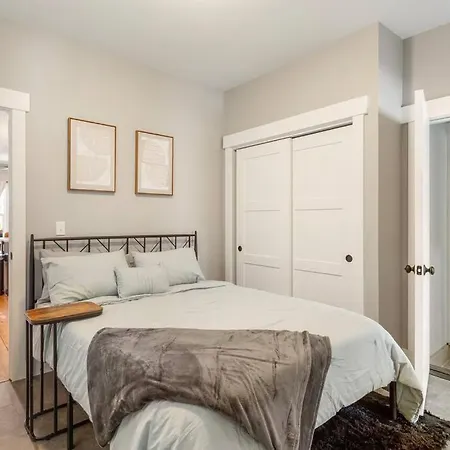 Modern Condo In The Heart Of Uptown Butte - Unit B Exterior photo